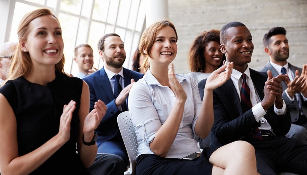 WEB - Audience clapping-884057-edited